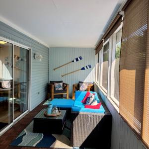 Screened in Balcony
