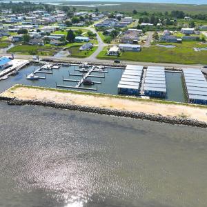 Photo #15 of 2477 MAIN ST, CHINCOTEAGUE, VA