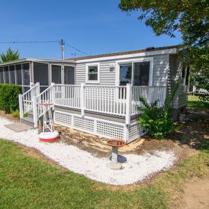 Photo #2 of 41200 SEA GULL DR, QUINBY, VA 0.2 acres