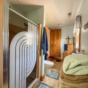 Shower - 1st floor