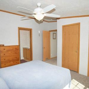 Primary Bedroom w/on suite