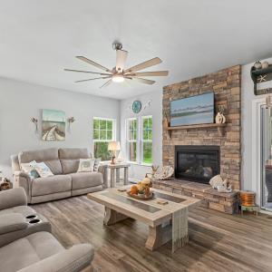 Photo #18 of 38121 NEPTUNE DR, GREENBACKVILLE, VA 63.0 acres