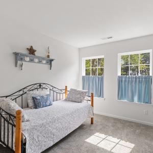 Photo #35 of 38121 NEPTUNE DR, GREENBACKVILLE, VA 63.0 acres