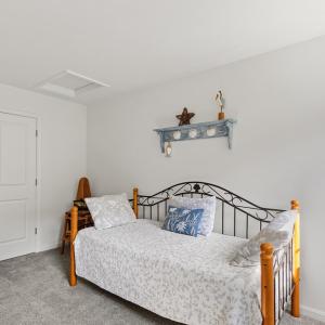 Photo #36 of 38121 NEPTUNE DR, GREENBACKVILLE, VA 63.0 acres