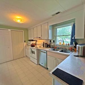 Photo #7 of 4199 DIVISION ST, CHINCOTEAGUE, VA 0.3 acres