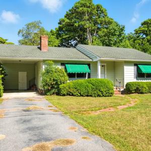 Photo #2 of 21237 HUNTINGTON RD, CHERITON, VA