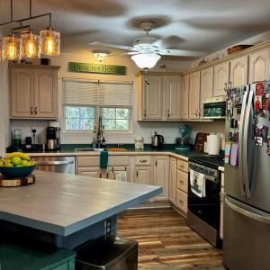 Photo #5 of 2488 JOLLY RODGER DRIVE, GREENBACKVILLE, VA 0.5 acres