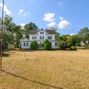 Photo #2 of 84 MARKET ST, ONANCOCK, VA 1.8 acres