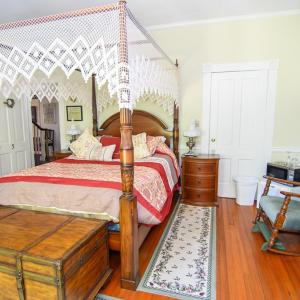 Photo #32 of 84 MARKET ST, ONANCOCK, VA 1.8 acres