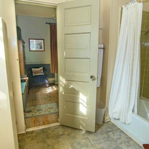 Photo #21 of 84 MARKET ST, ONANCOCK, VA 1.8 acres