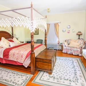 Photo #30 of 84 MARKET ST, ONANCOCK, VA 1.8 acres