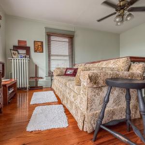 Photo #13 of 108 BAY AVE, CAPE CHARLES, VA 0.1 acres