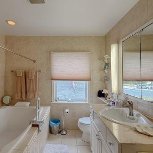 Photo #69 of 108 BAY AVE, CAPE CHARLES, VA 0.1 acres