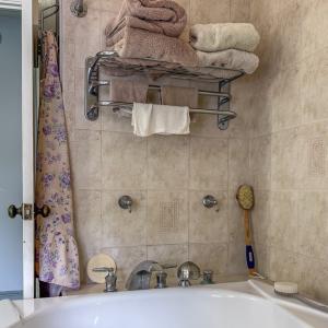 Photo #72 of 108 BAY AVE, CAPE CHARLES, VA 0.1 acres