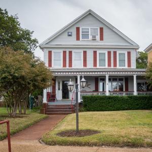 Photo #79 of 108 BAY AVE, CAPE CHARLES, VA 0.1 acres