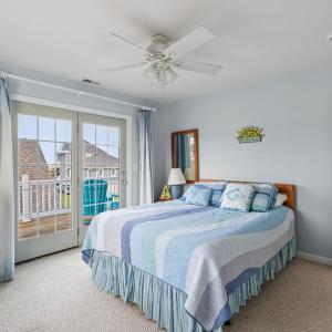 Upstairs bedroom