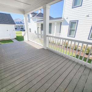 Rear Porcha access to detached Garage