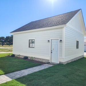 24'x24' detached Garage