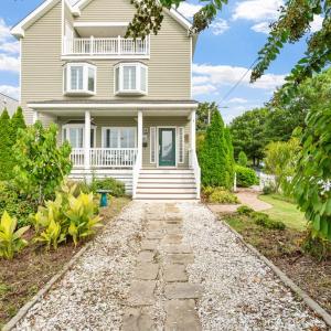 Photo #3 of 727 TAZEWELL AVE, CAPE CHARLES, VA 0.1 acres