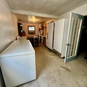 Garage work room