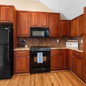 Photo #15 of 309 HARBOR AVE, CAPE CHARLES, VA