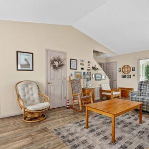 Photo #11 of 6135 MARTIN LN, CHINCOTEAGUE, VA 9.0 acres