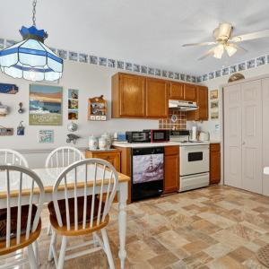 Photo #6 of 6135 MARTIN LN, CHINCOTEAGUE, VA 9.0 acres