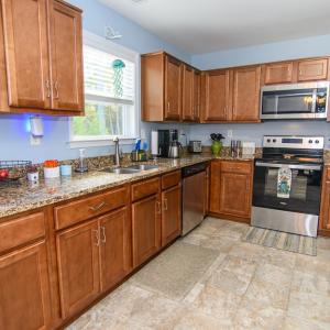 Photo #37 of 30298 HOLLY SHORES LN, HACKSNECK, VA 10.8 acres