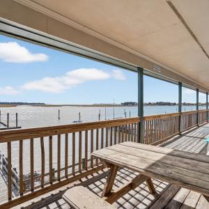 Photo #14 of 7482 EAST SIDE RD, CHINCOTEAGUE, VA