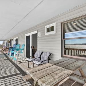 Photo #15 of 7482 EAST SIDE RD, CHINCOTEAGUE, VA