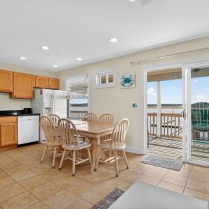 Photo #16 of 7482 EAST SIDE RD, CHINCOTEAGUE, VA