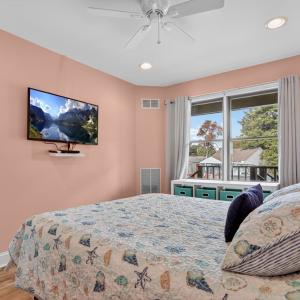 Photo #23 of 7482 EAST SIDE RD, CHINCOTEAGUE, VA