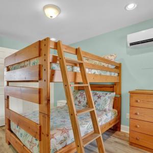 Photo #25 of 7482 EAST SIDE RD, CHINCOTEAGUE, VA