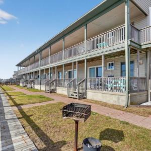 Photo #28 of 7482 EAST SIDE RD, CHINCOTEAGUE, VA