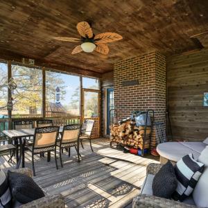 Screened Porch
