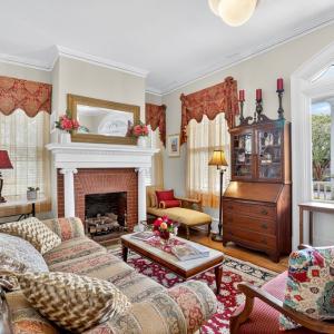 Photo #11 of 403 TAZEWELL AVE, CAPE CHARLES, VA 0.3 acres