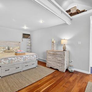 Photo #70 of 403 TAZEWELL AVE, CAPE CHARLES, VA 0.3 acres