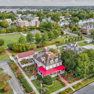 Photo #3 of 403 TAZEWELL AVE, CAPE CHARLES, VA 0.3 acres