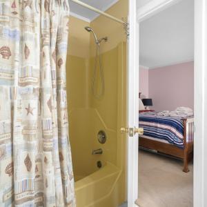 Photo #22 of 4411 EASTWINDS, CHINCOTEAGUE, VA 0.1 acres