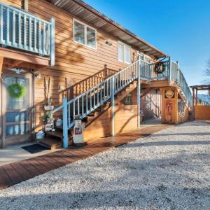 Photo #10 of 38002 SAILORS, GREENBACKVILLE, VA 9,000.0 acres