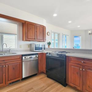 Photo #11 of 37424 BAYSIDE DR, GREENBACKVILLE, VA 8,280.0 acres