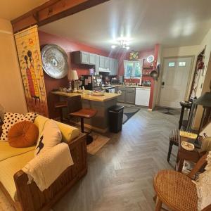 Photo #16 of 7216 OAK RIDGE PL, CHINCOTEAGUE, VA