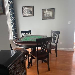 Brealfast Nook