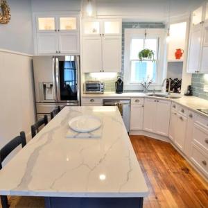 Large Island, Doubles as a prep station and eating area