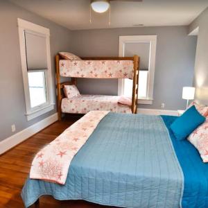 2nd Floor Bedroom, This bedroom is set up for a family of 4. In this photo there is a King Bed