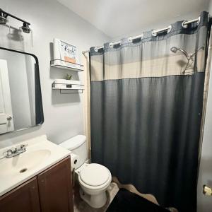Apt B bath