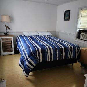 Photo #8 of 6420 OLIE LANE, CHINCOTEAGUE, VA 0.2 acres