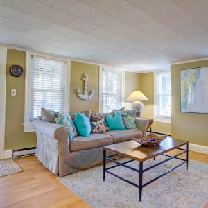 Photo #10 of 4406 MAIN ST, CHINCOTEAGUE, VA 0.2 acres