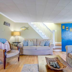 Photo #13 of 4406 MAIN ST, CHINCOTEAGUE, VA 0.2 acres