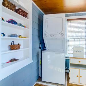 Photo #27 of 4406 MAIN ST, CHINCOTEAGUE, VA 0.2 acres